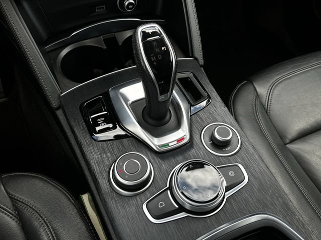 Used 2021 Alfa Romeo Stelvio Sprint w/ Nero Edizione RWD image 21