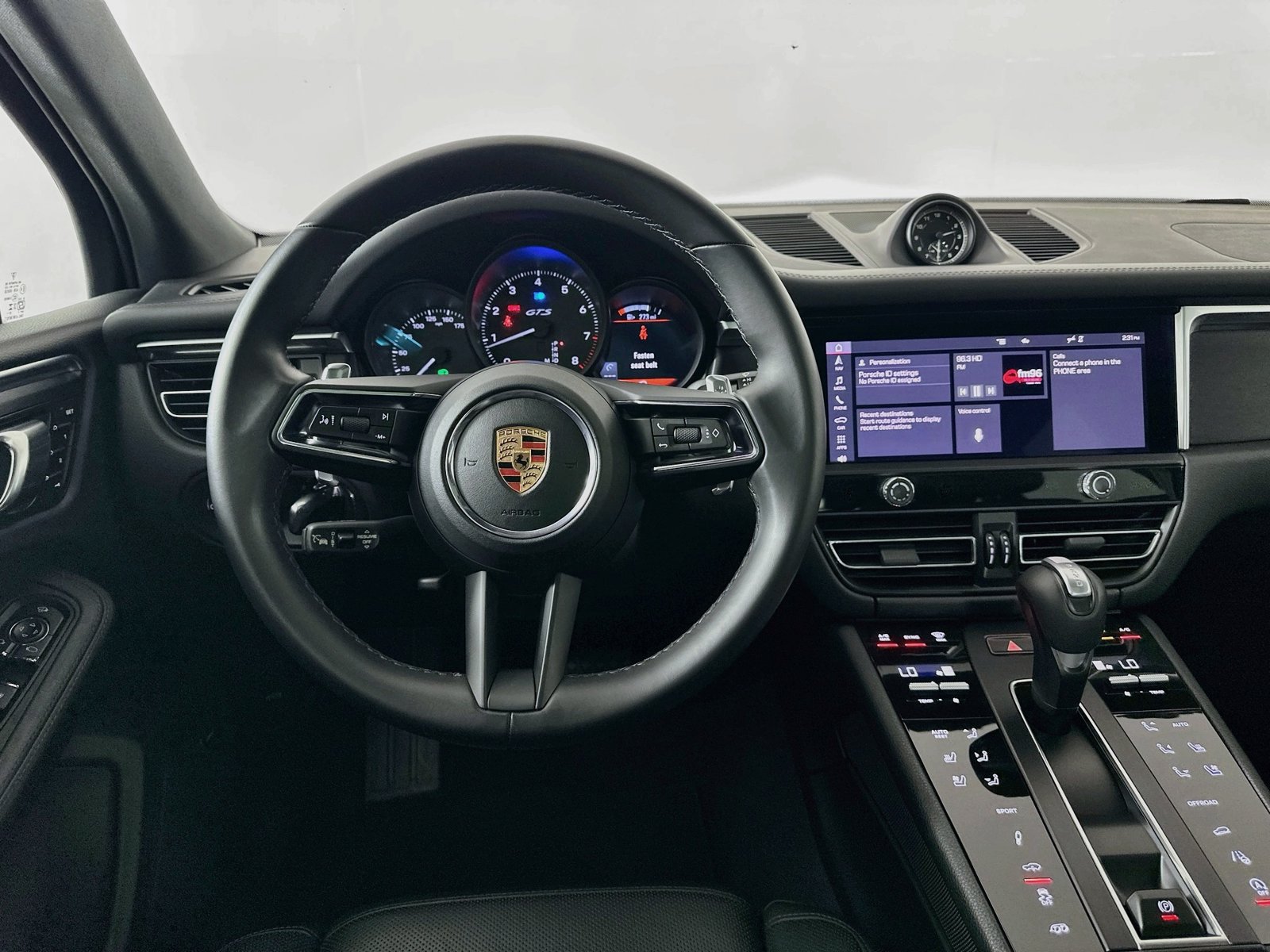 Certified 2024 Porsche Macan GTS w/ Premium Plus Package AWD/4WD image 15