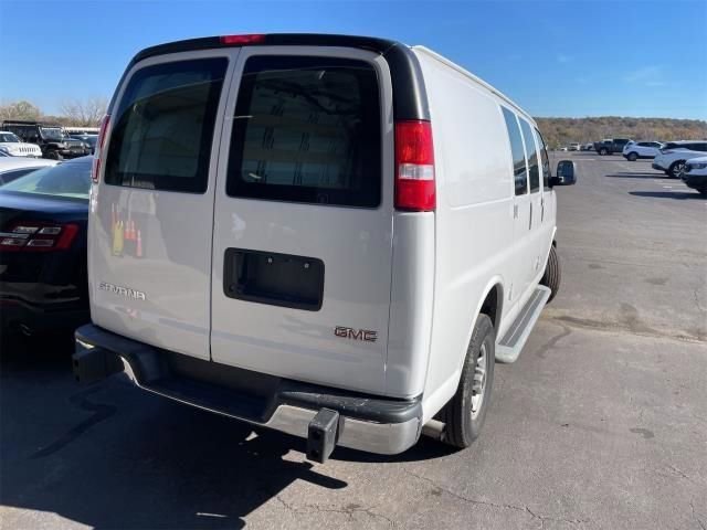 Used 2024 GMC Savana 2500 w/ Driver Convenience Package image 3