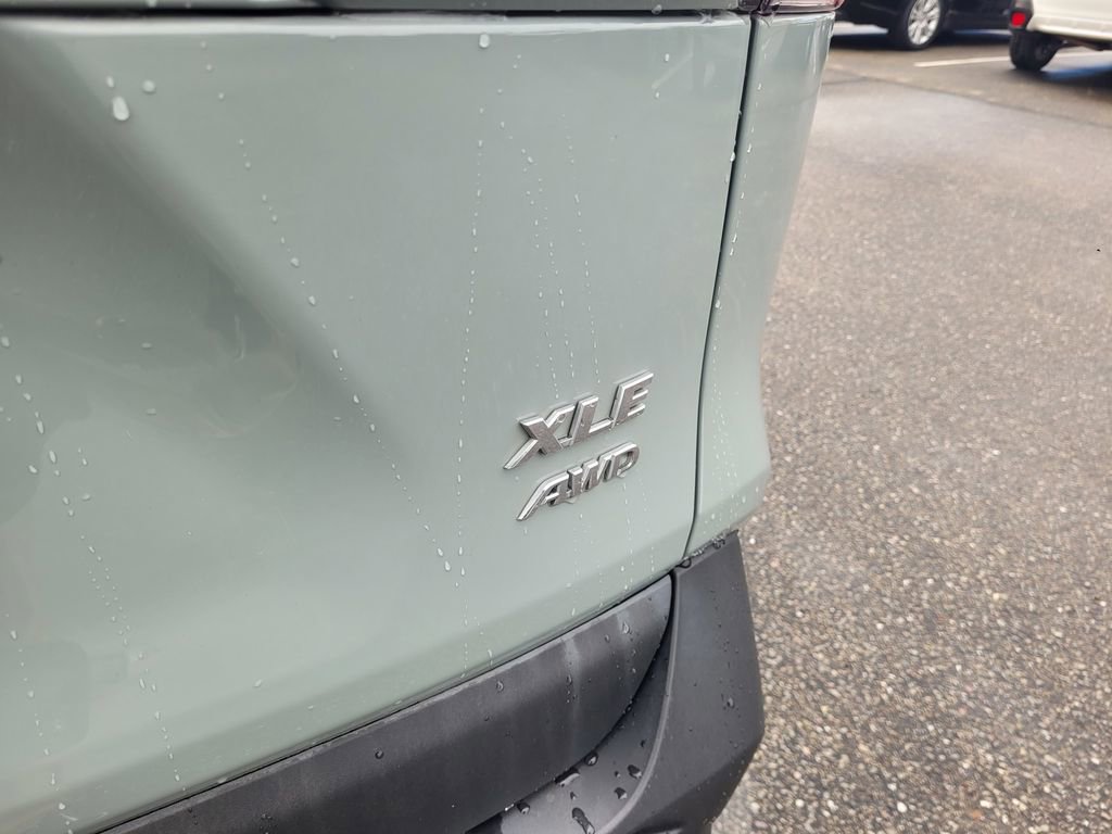 Used 2022 Toyota RAV4 XLE Premium w/ Carpet Mat Package (TMS) image 7