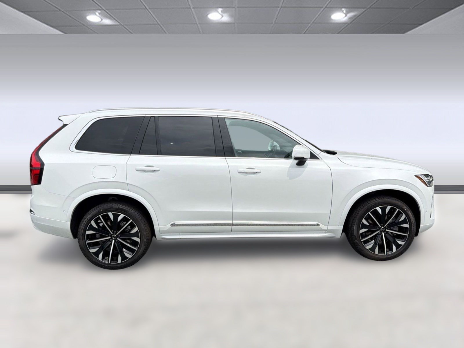 New 2026 Volvo XC90 B6 Plus w/ Protection Package AWD/4WD image 8