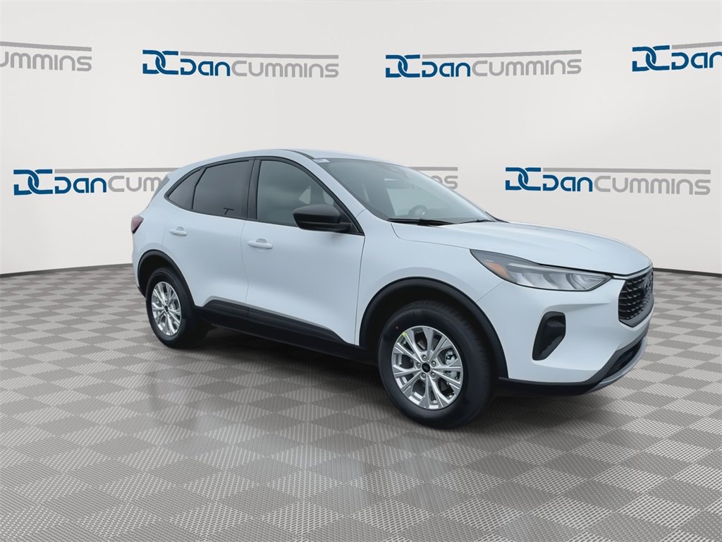 New 2026 Ford Escape Active w/ Cold Weather Package image 2