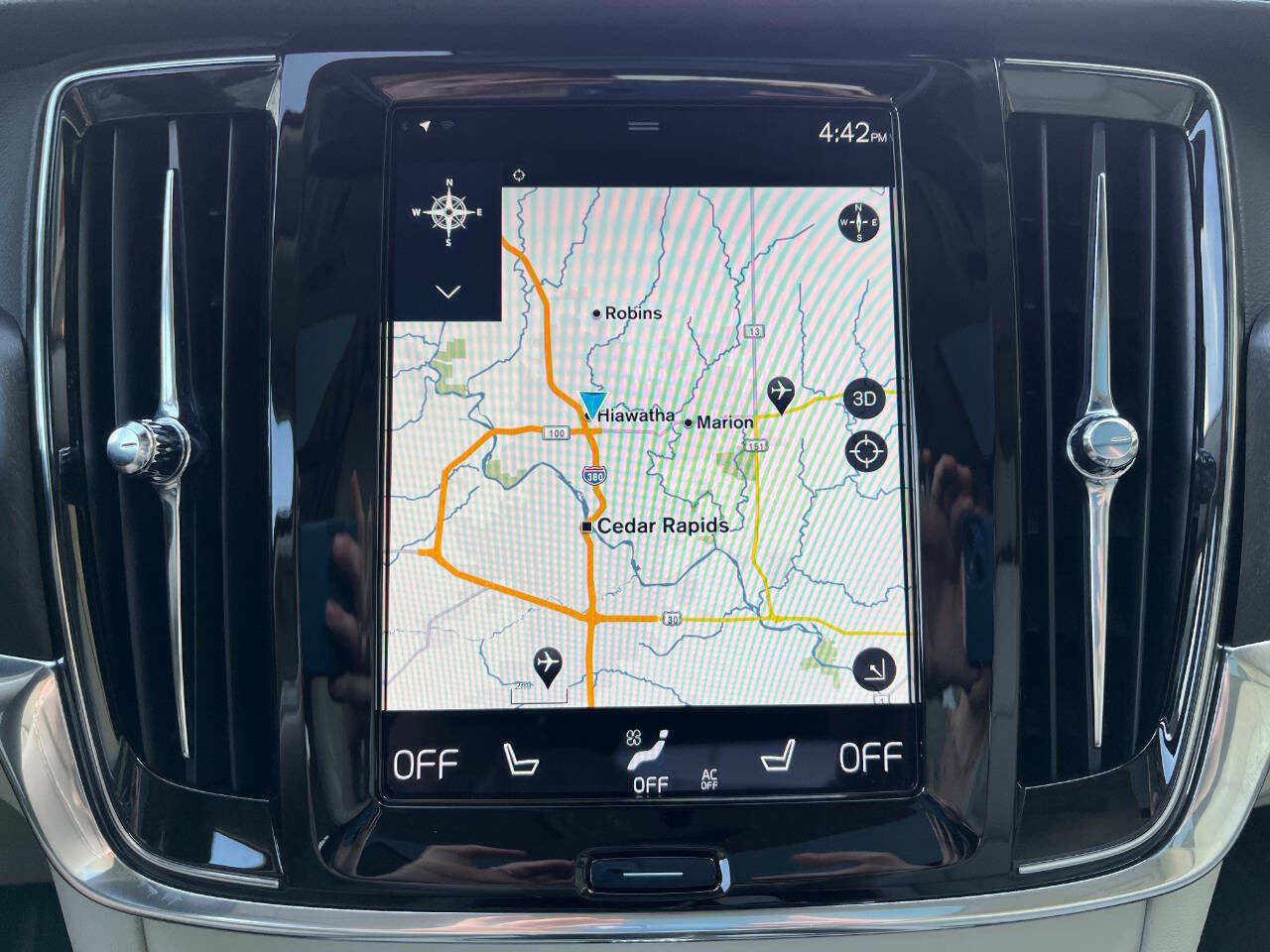 Used 2020 Volvo V90 T6 Cross Country w/ Protection Package Premier image 17