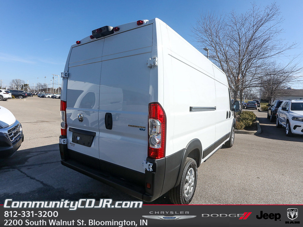 New 2025 RAM ProMaster 3500 w/ Quick Order Package 24G SLT image 6