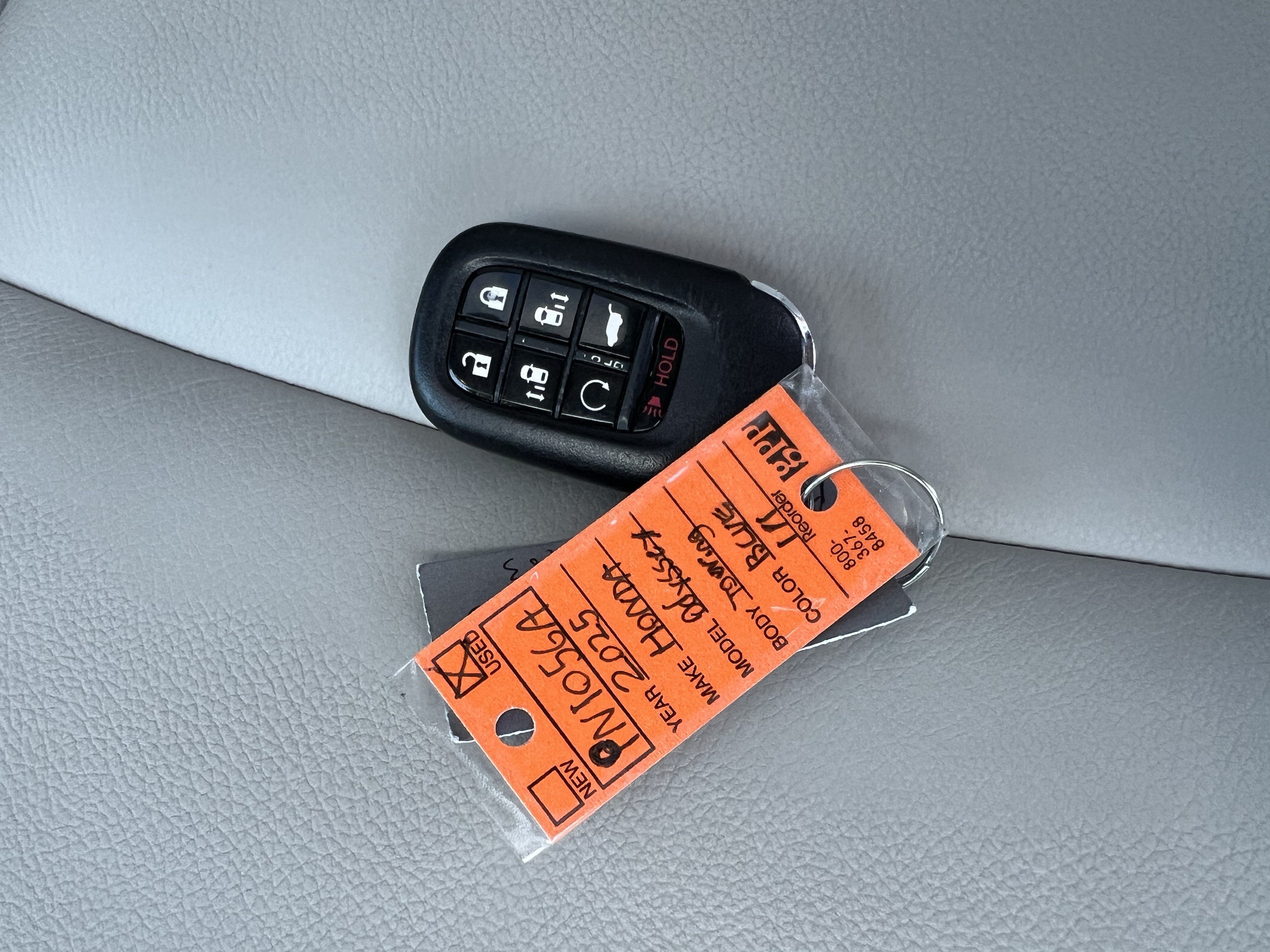 Used 2025 Honda Odyssey Touring image 38