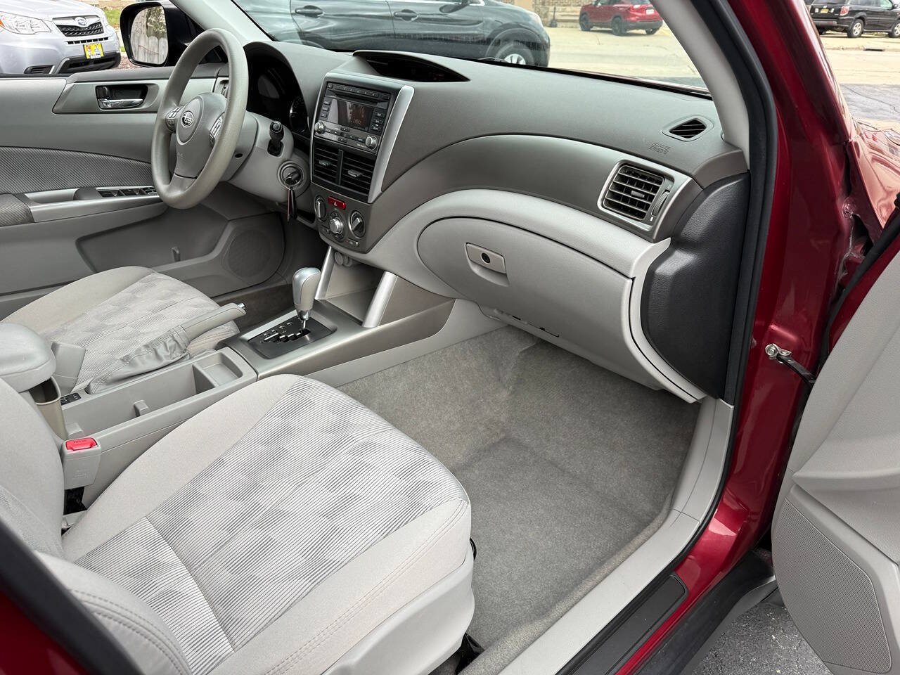 Used 2010 Subaru Forester 2.5X Premium AWD/4WD image 32