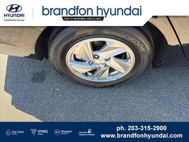 Certified 2026 Hyundai Elantra SE w/ Cargo Package FWD image 34