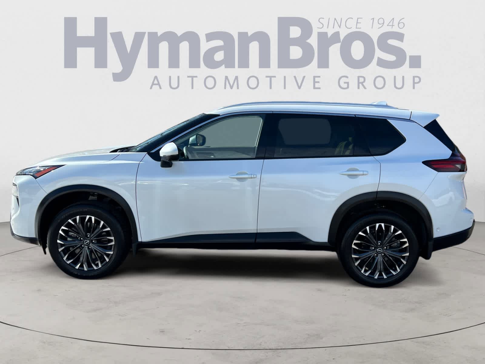 Certified 2025 Nissan Rogue SL w/ Tech Package image 7