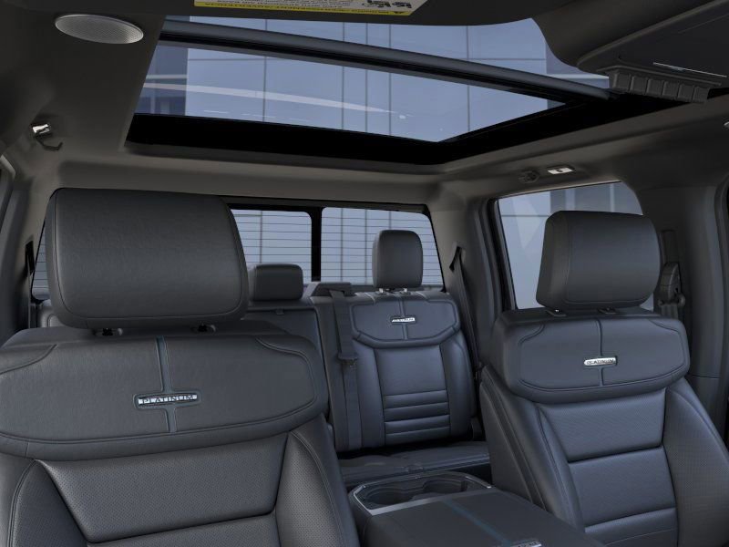 New 2025 Ford F250 Platinum image 22