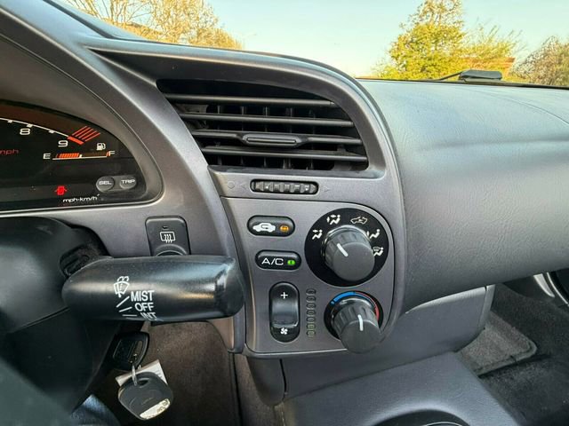 Used 2003 Honda S2000 image 24