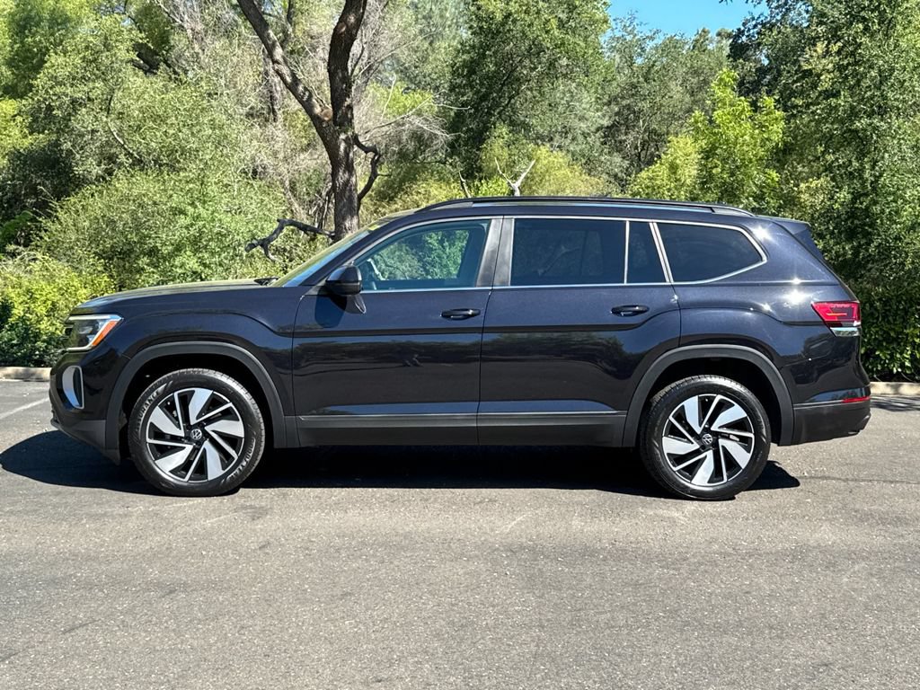 Used 2024 Volkswagen Atlas SE AWD/4WD image 8