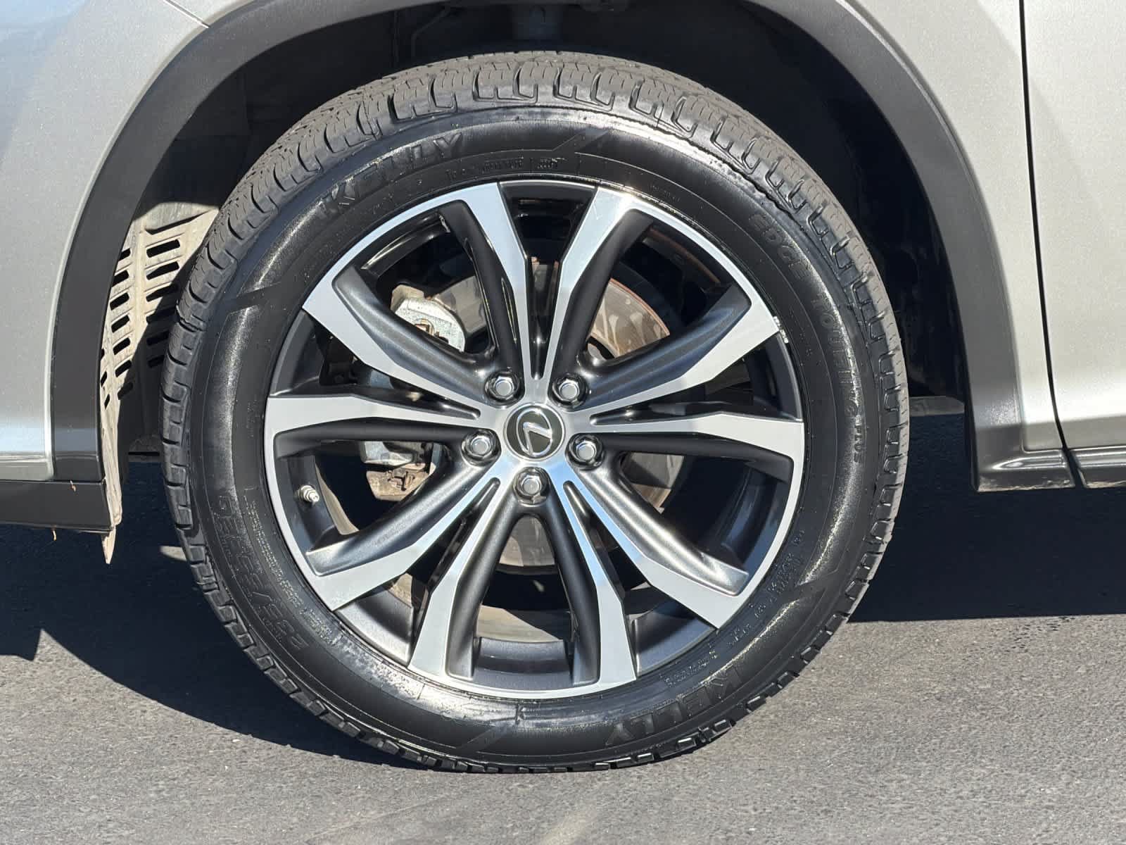 Used 2019 Lexus RX 450hL Premium w/ Premium Package AWD/4WD image 32