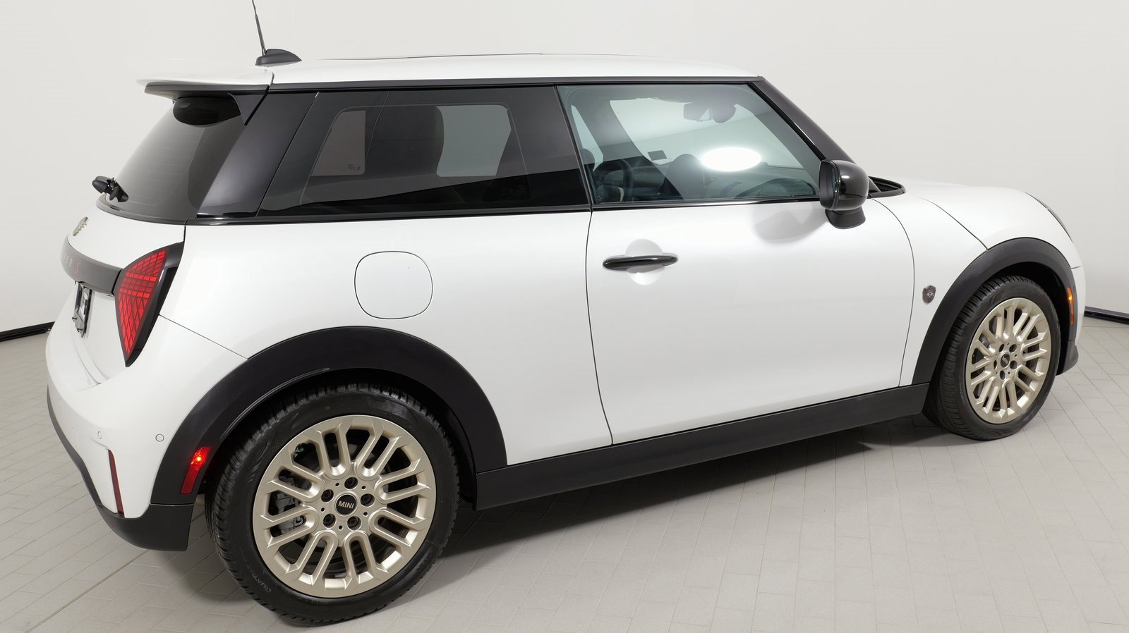 Used 2025 MINI Cooper S image 11
