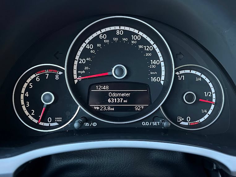 Used 2013 Volkswagen Beetle 2.0T FWD image 11
