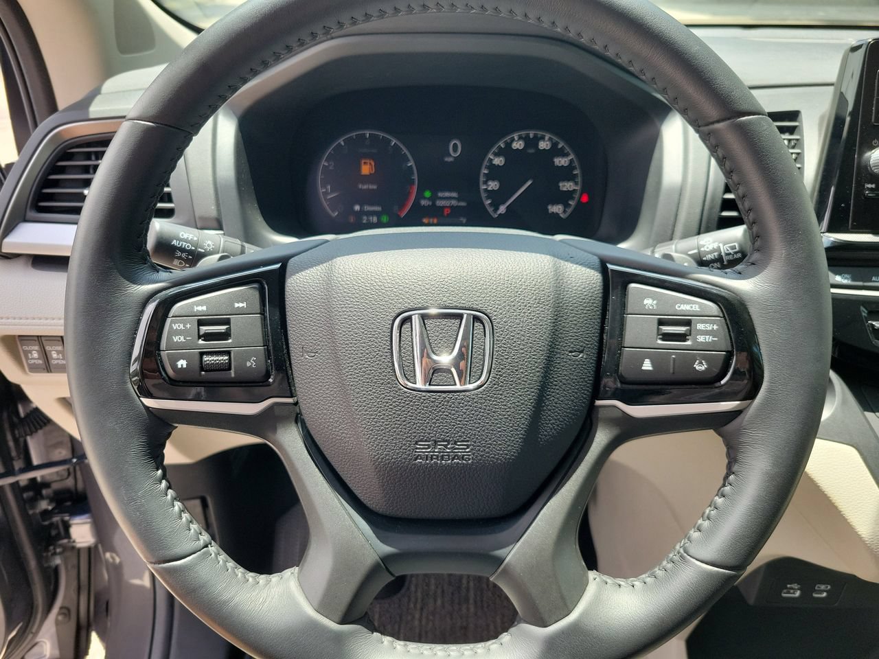 Used 2025 Honda Odyssey EX-L image 19