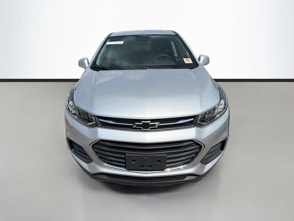 Used 2020 Chevrolet Trax LS w/ Tint and Cruise Package FWD image 2