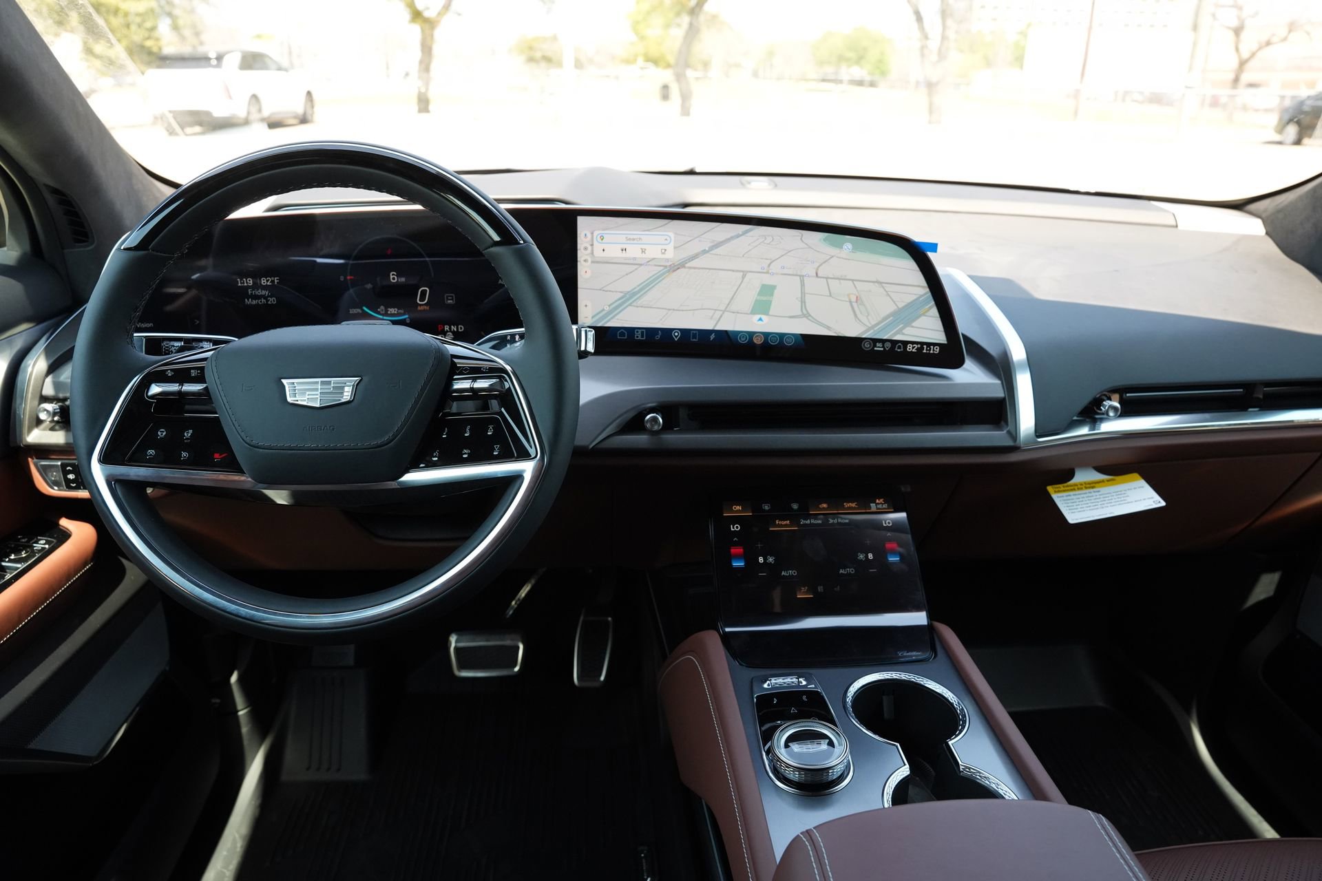 New 2026 Cadillac Vistiq Platinum w/ LPO, Floor Liner Package image 9