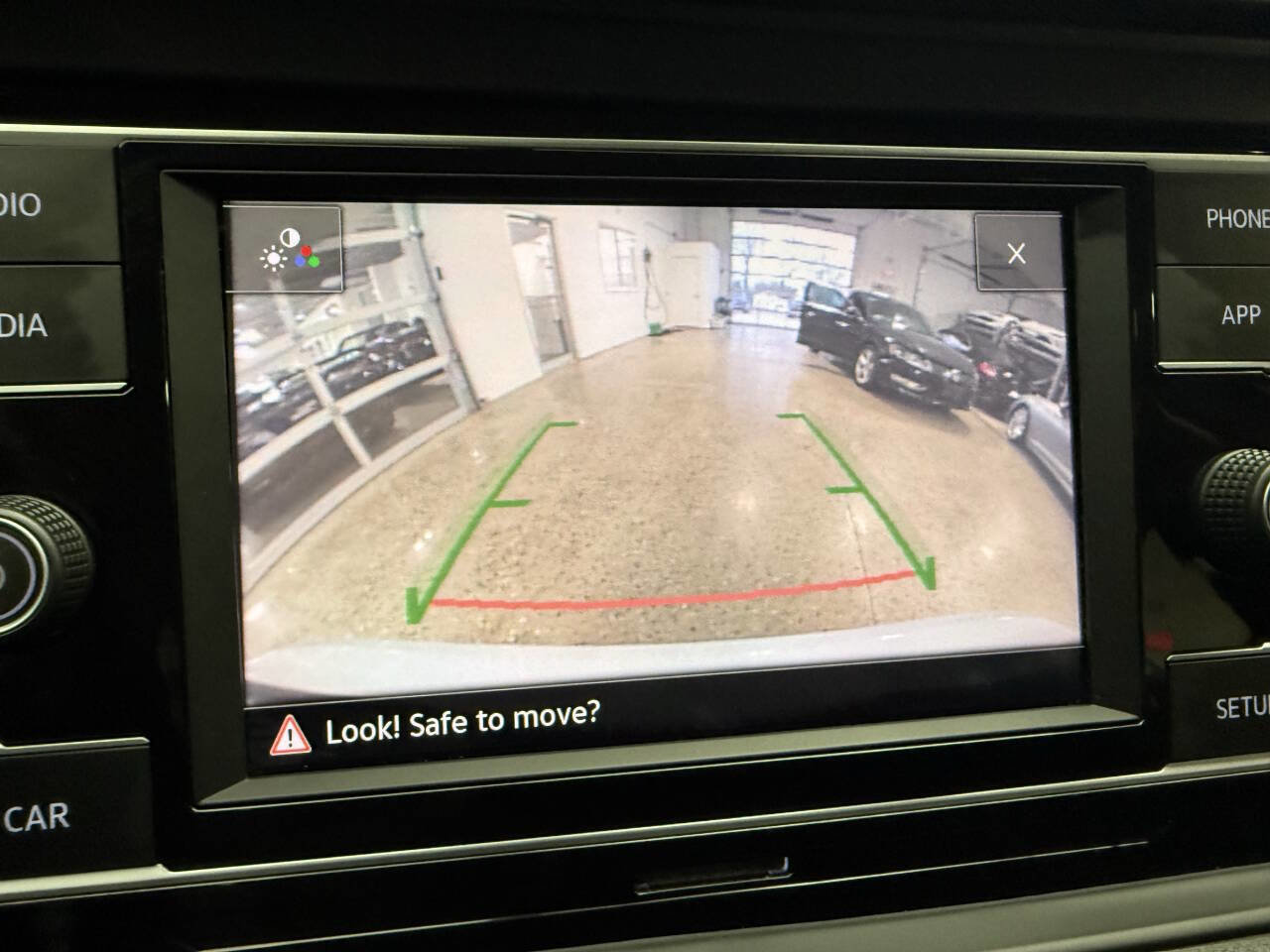 Used 2019 Volkswagen Jetta S w/ Driver Assistance Package image 12