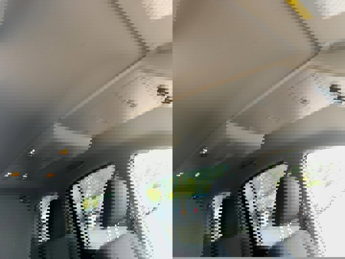 Used 2013 Nissan Armada SV image 31