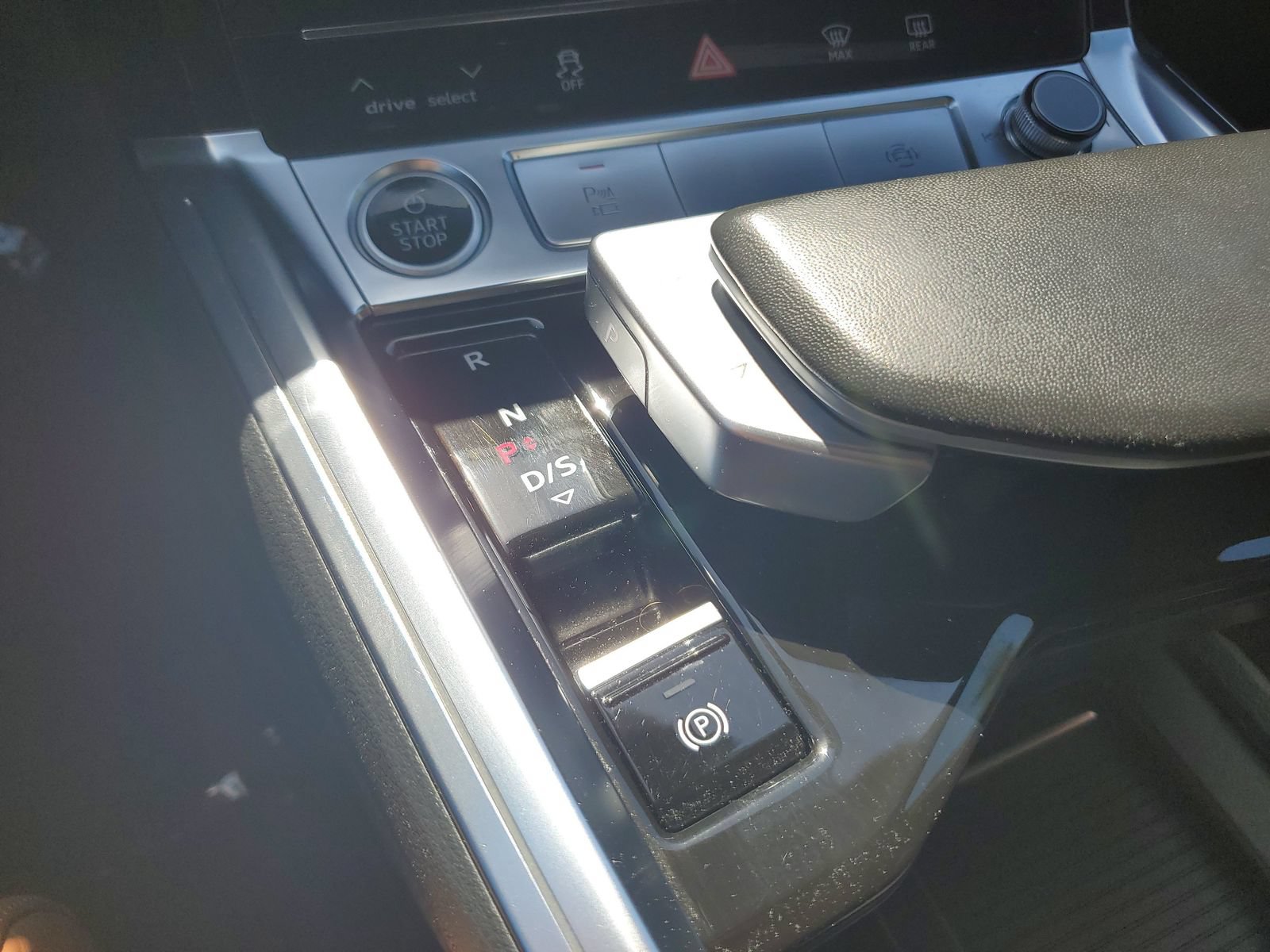Used 2022 Audi e-tron Chronos AWD/4WD image 24