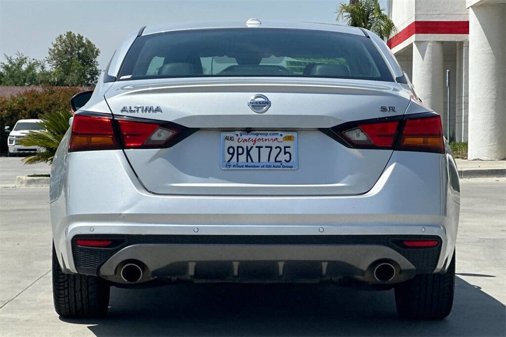 Used 2022 Nissan Altima 2.5 SR image 5