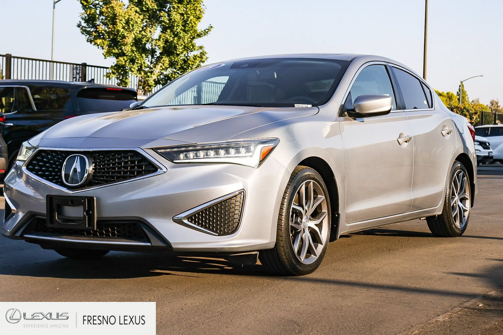 Used 2019 Acura ILX w/ Premium Package FWD image 3