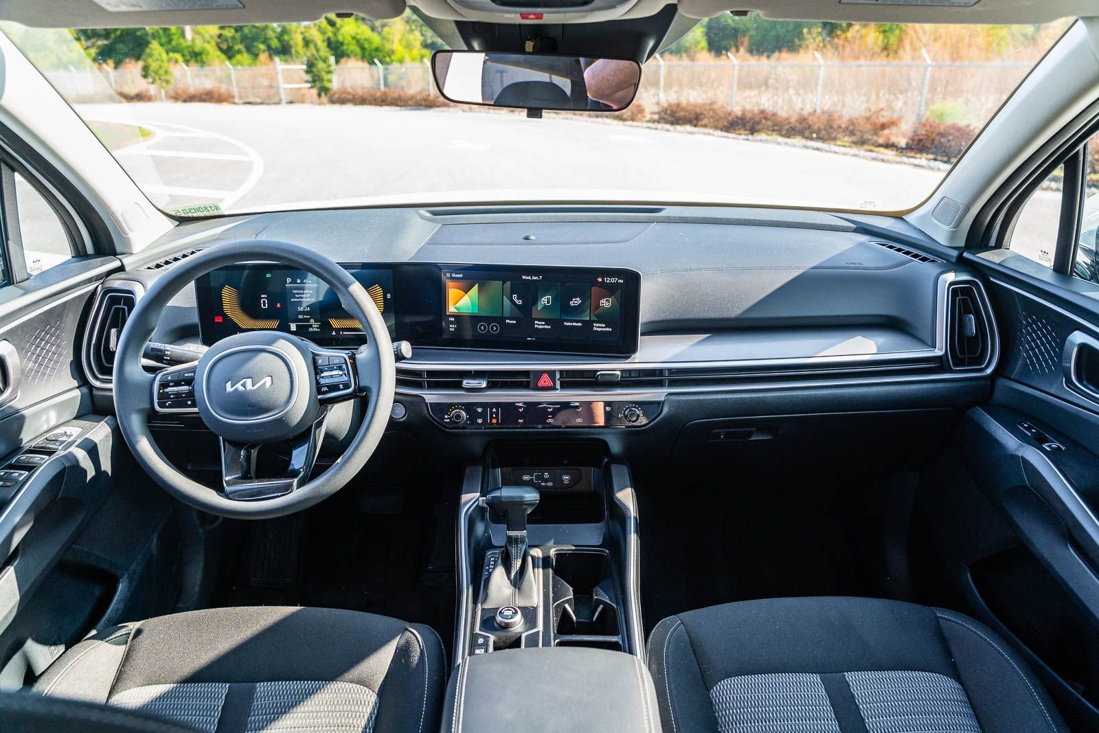 Used 2025 Kia Sorento LX image 23