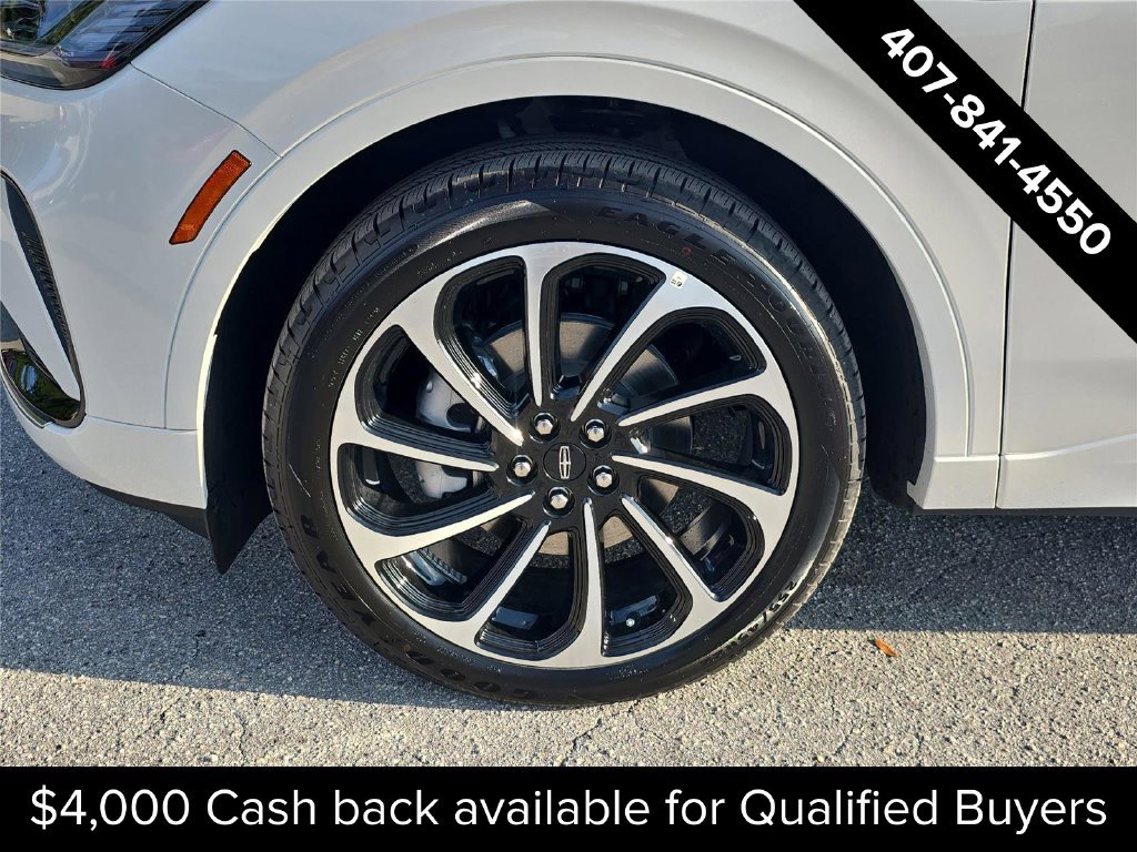 New 2026 Lincoln Nautilus Black Label AWD/4WD image 8