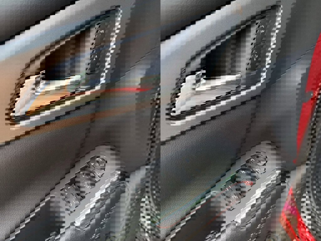 New 2026 Chevrolet Traverse LT w/ LPO, Floor Liner Package image 11