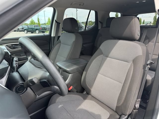 Used 2021 Chevrolet Traverse LS FWD image 40