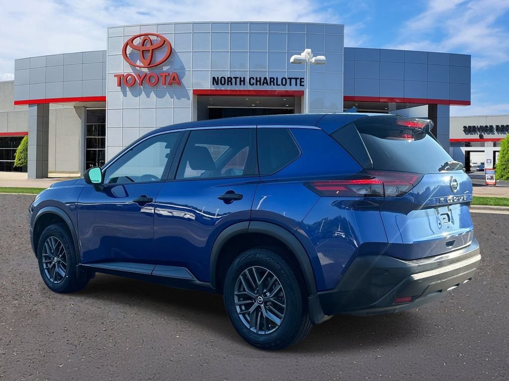 Used 2021 Nissan Rogue S FWD image 4