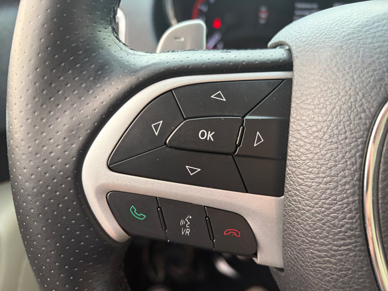Used 2014 Dodge Durango Citadel w/ Technology Group RWD image 18