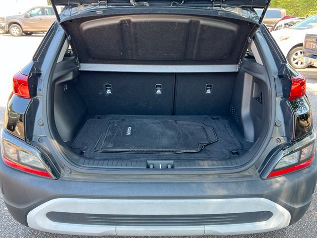 Used 2022 Hyundai Kona SEL w/ Cargo Package FWD image 10
