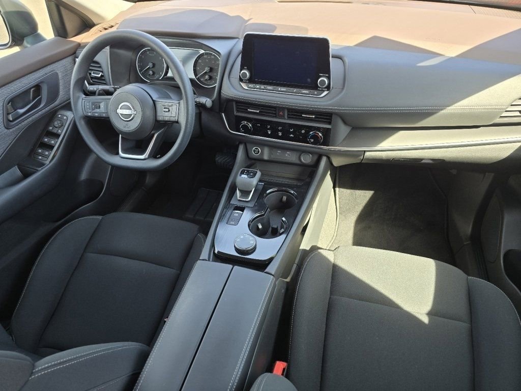 Used 2023 Nissan Rogue S AWD/4WD image 17
