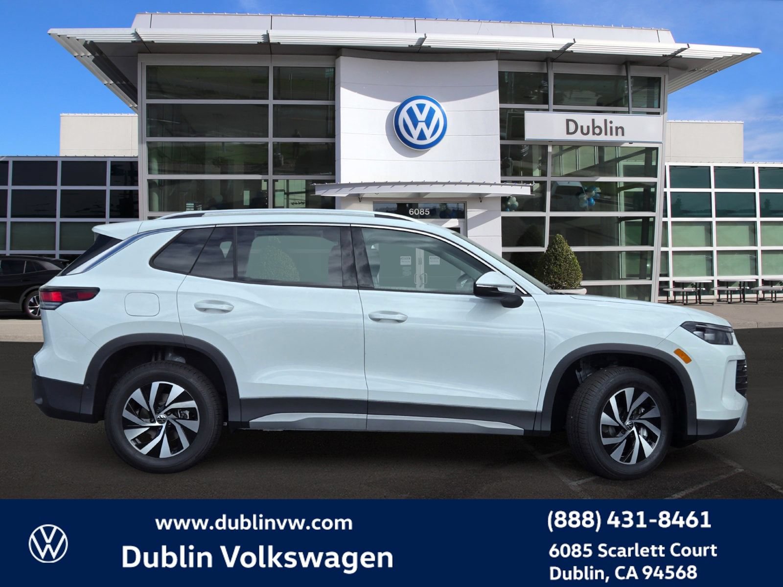 New 2026 Volkswagen Tiguan S AWD/4WD image 3