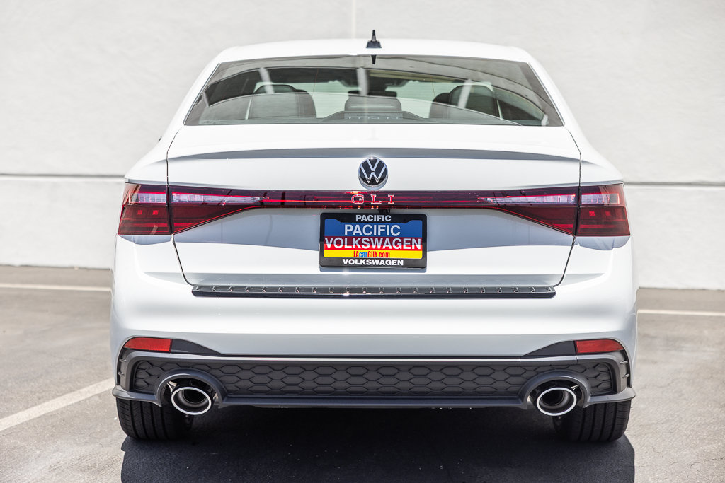 New 2027 Volkswagen Jetta GLI Autobahn FWD image 4