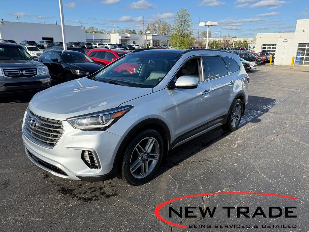 Used 2018 Hyundai Santa Fe Limited AWD/4WD image 1
