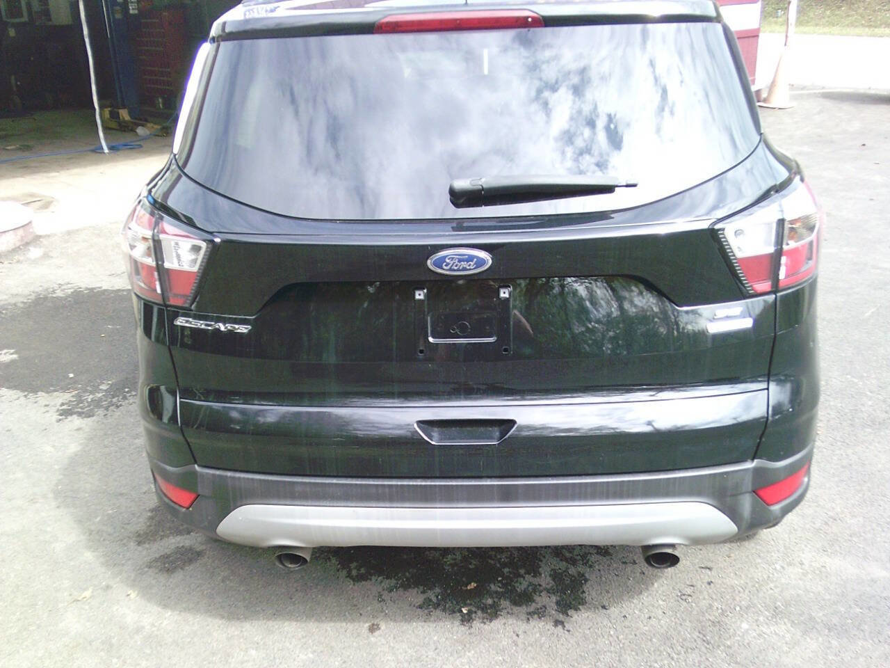 Used 2018 Ford Escape SE image 5