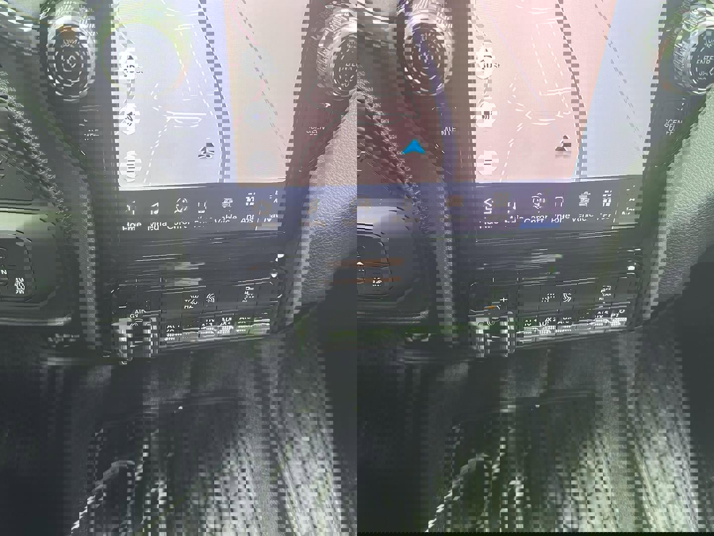 New 2026 RAM 5500 4x4 Regular Cab image 18