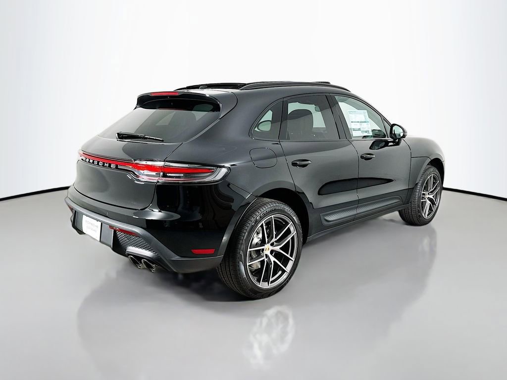 Certified 2026 Porsche Macan image 9