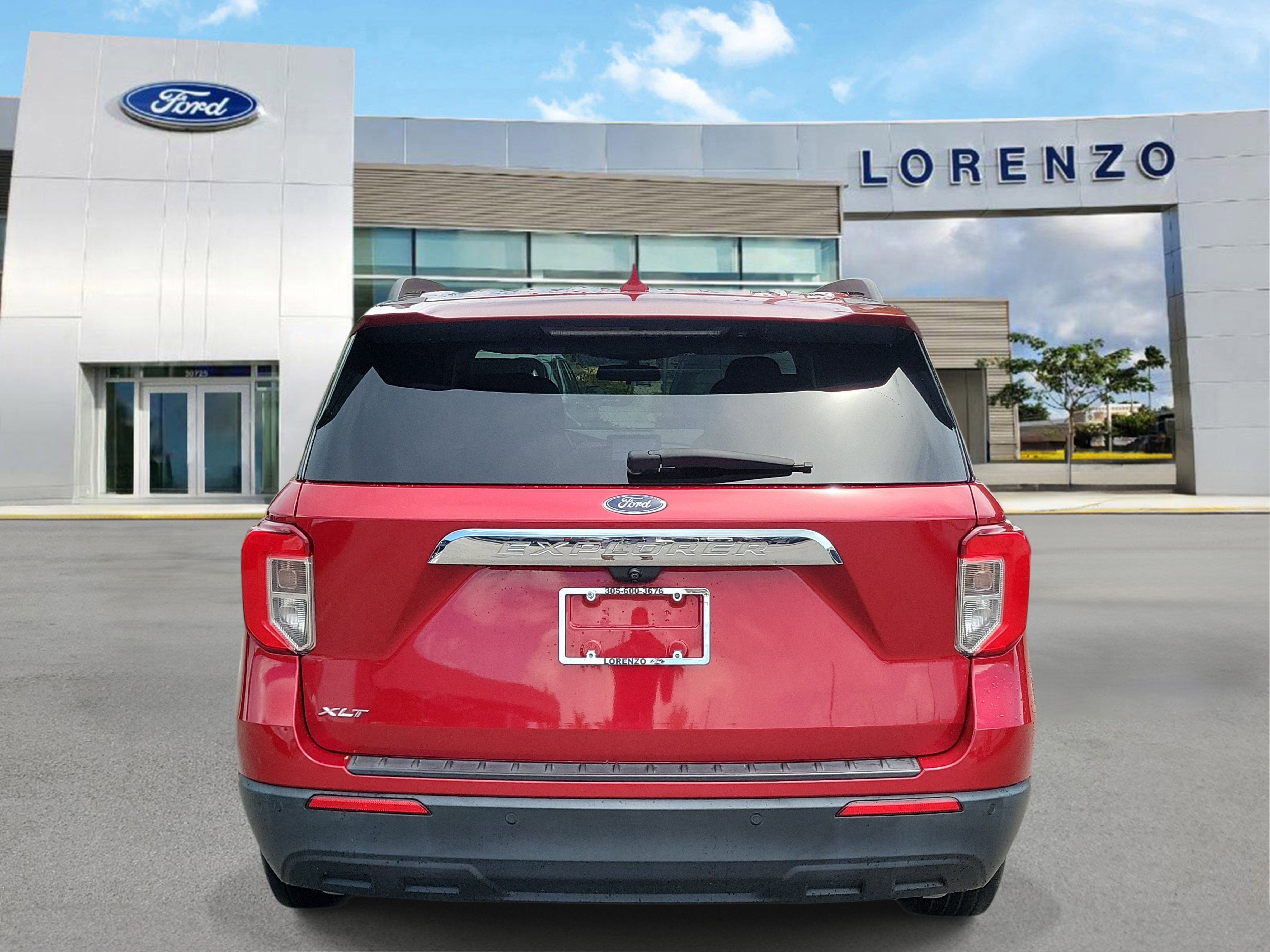 Used 2020 Ford Explorer XLT RWD image 6