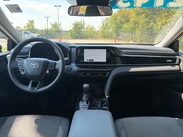 Used 2025 Toyota Camry LE FWD image 15
