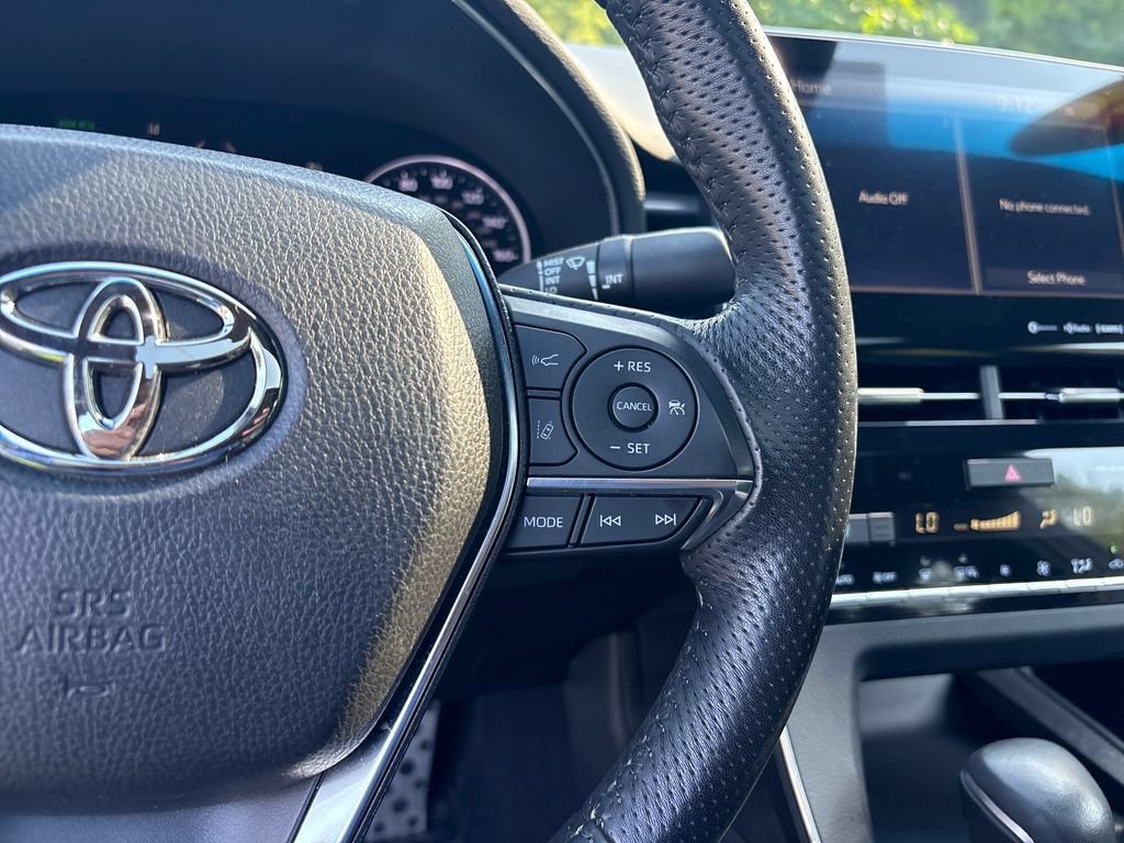 Used 2019 Toyota Avalon XSE w/ All Weather Liner Package FWD image 15