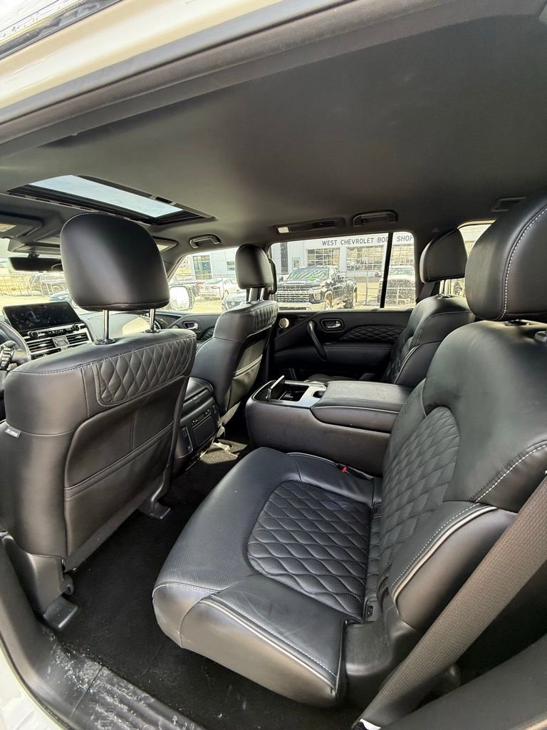Used 2024 INFINITI QX80 Sensory image 7
