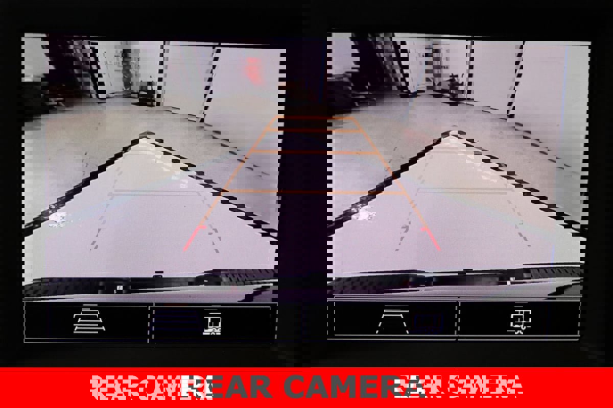 Used 2026 Chevrolet Silverado 2500 Custom w/ Custom Value Package image 23