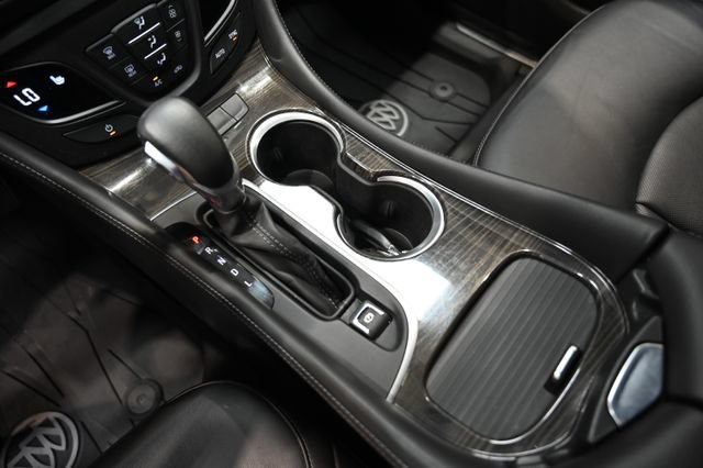 Used 2020 Buick Envision Essence AWD/4WD image 18