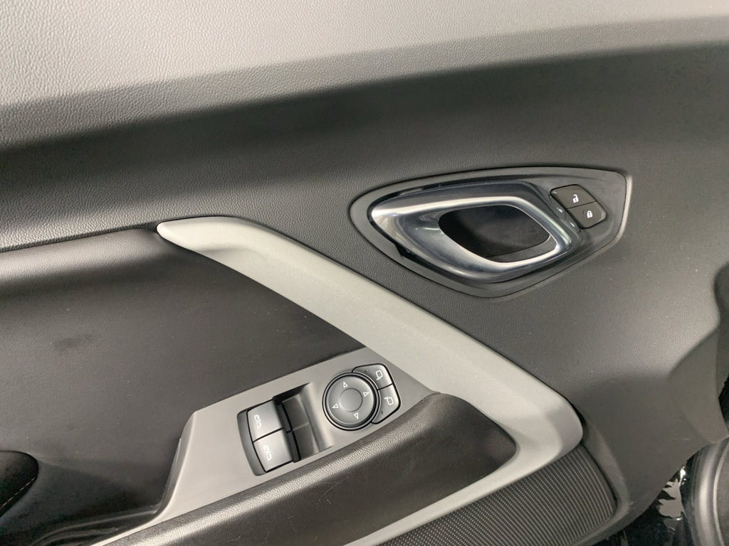 Used 2019 Chevrolet Camaro LT RWD image 15