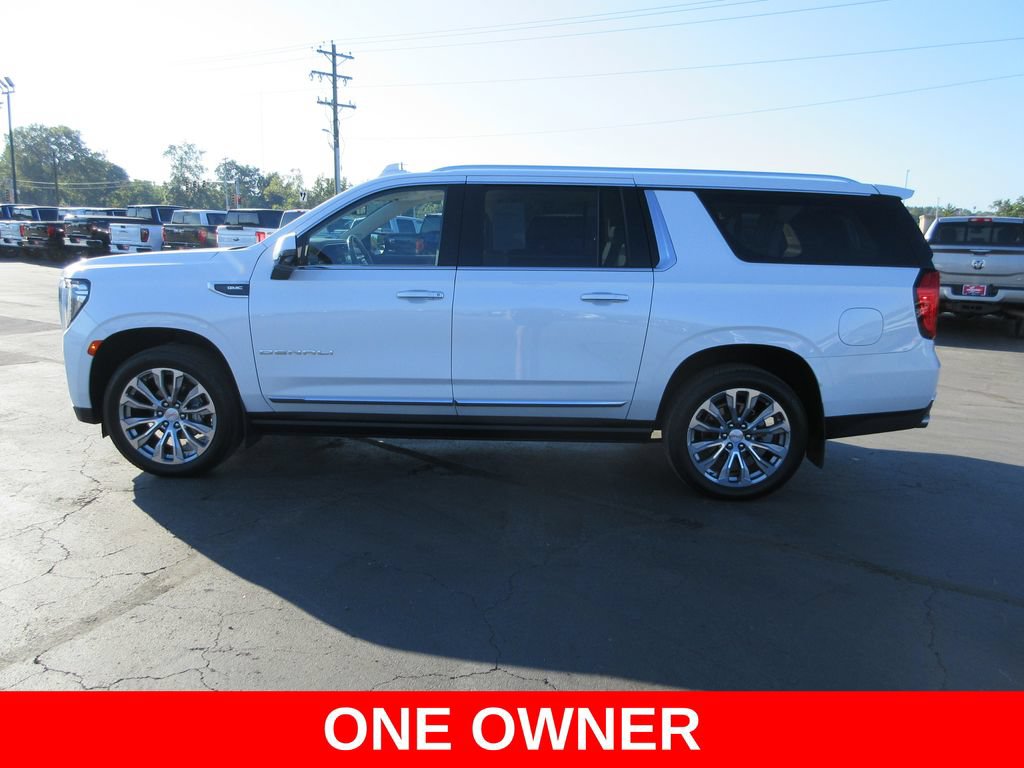 Used 2023 GMC Yukon XL Denali AWD/4WD image 10