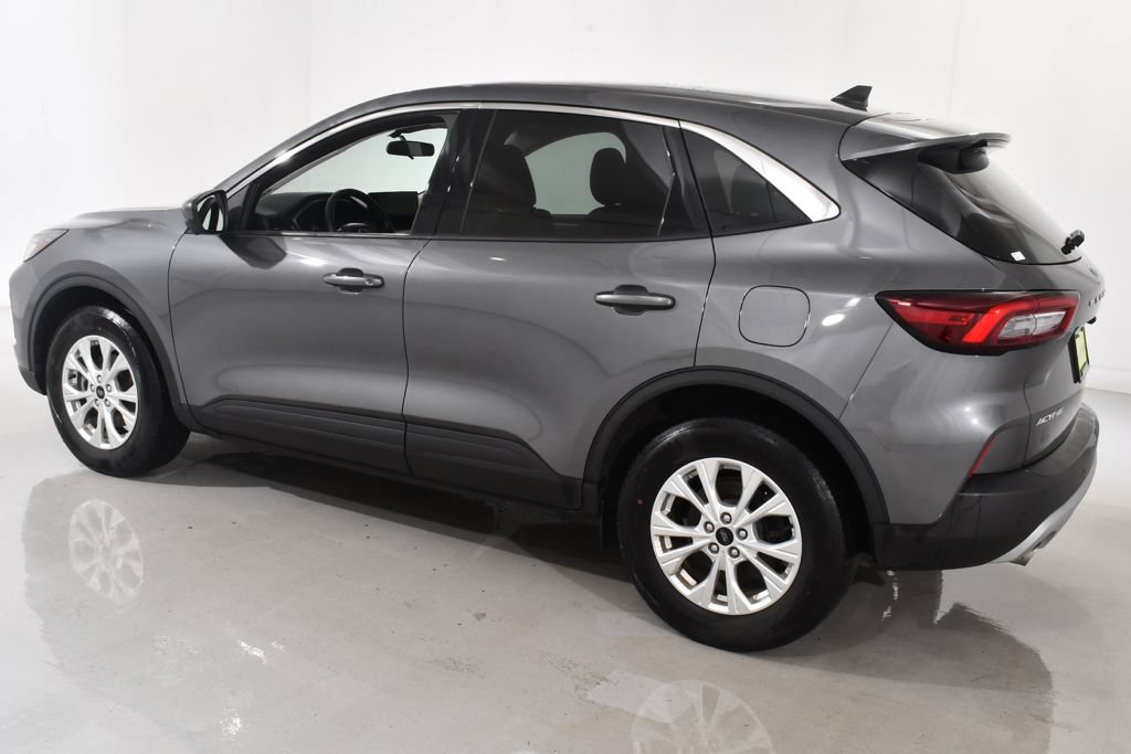 Used 2023 Ford Escape Active w/ Tech Pack #2 AWD/4WD image 15