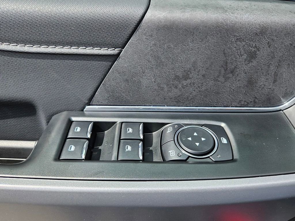 New 2025 Ford F150 XLT w/ Equipment Group 303A High image 11